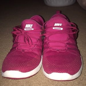 Pink Nike Tennis Shoes